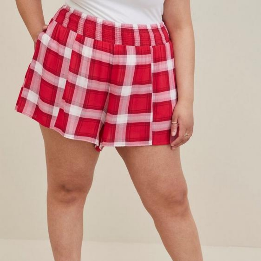Torrid 5 Inch Plaid Gauze High Rise Smocked Waist Short 0X